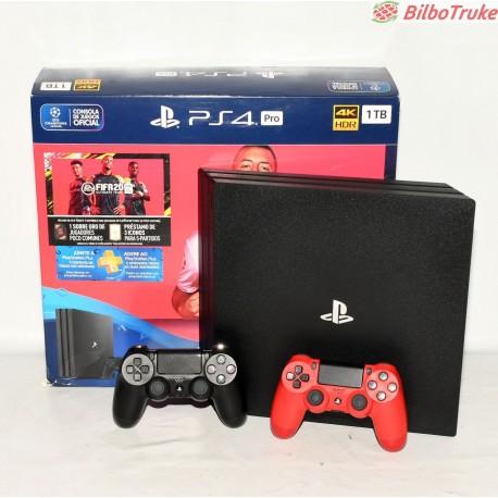 CONSOLA PS4 PRO 1TB CON MANDOS