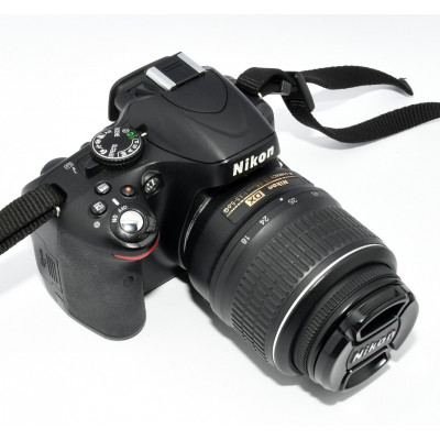 CAMARA REFLEX NIKON D5100 + 18-55MM