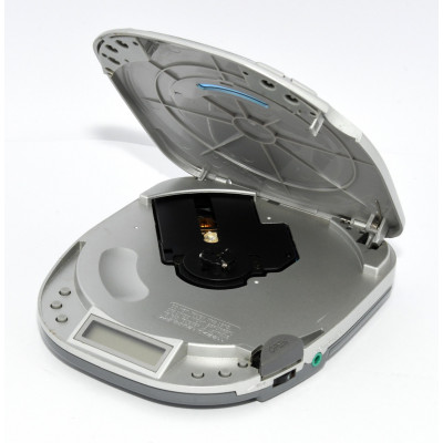 DISCMAN AIWA V411