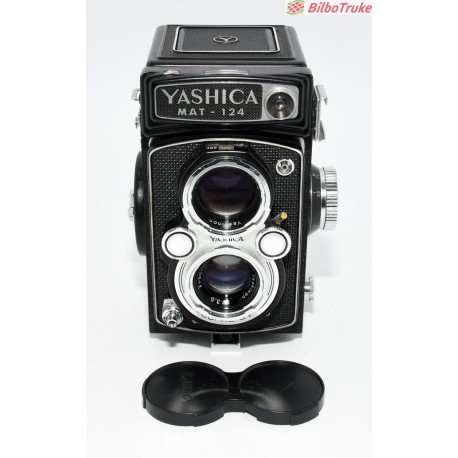CAMARA YASHICA MAT-124