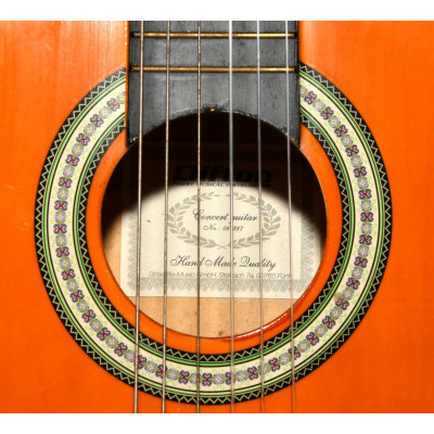 GUITARRA DE PRINCIPIANTE CLIFTON CONCERT GUITAR