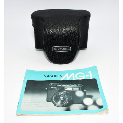 CAMARA ANALOGICA YASHICA MG1