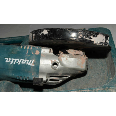 AMOLADORA MAKITA GA9020R