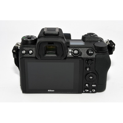 CUERPO CAMARA MIRRORLESS NIKON Z7 II