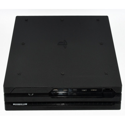 CONSOLA PS4 PRO 1TB SIN MANDO
