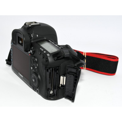 CUERPO CAMARA REFLEX DIGITAL CANON EOS 5D MARK IV