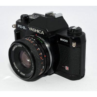 CAMARA YASHICA FX-2 SUPER 2000