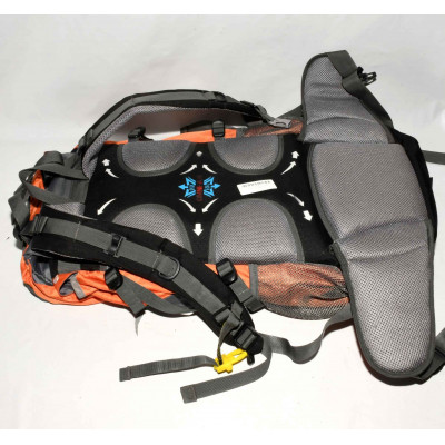 MOCHILA ALPINISMO OUTDOOR LOCAL LION