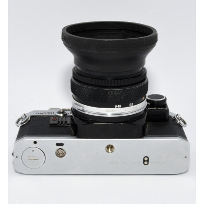 CAMARA REFLEX ANALOGICA OLYMPUS OM10 CON ACCESORIOS