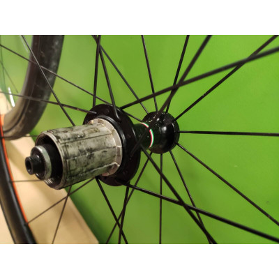 RUEDAS CARRETERA DT SWISS R460 PARA SHIMANO 10-11V