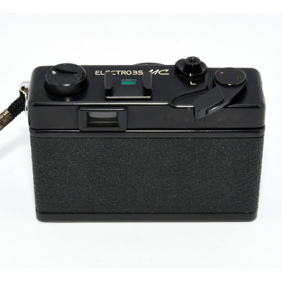 CAMARA YASHICA ELECTRO 35 MC