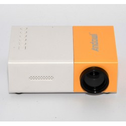 MINI PROYECTOR LED ANDOWL YG300