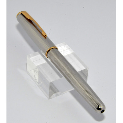 PLUMA PARKER PLUMIN 18K