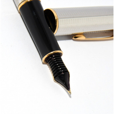 PLUMA PARKER PLUMIN 18K