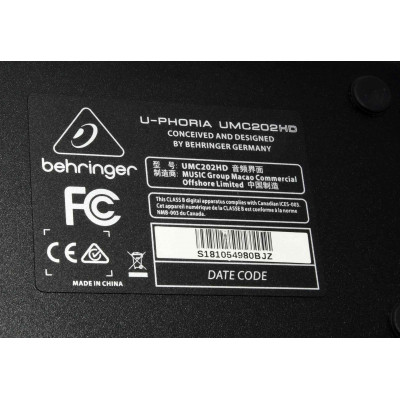INTERFAZ DE AUDIO BEHRINGER U-PHORIA UMC202HD