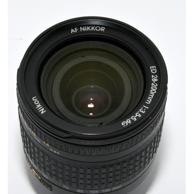 OBJETIVO NIKON AF NIKKOR 28-200 F:3.5-5.6 G