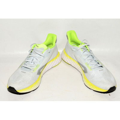 ZAPATILLAS DE DEPORTE DECATHLON KIPRUN KS900 LIGHT
