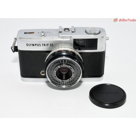 CAMARA VINTAGE OLYMPUS TRIP 35
