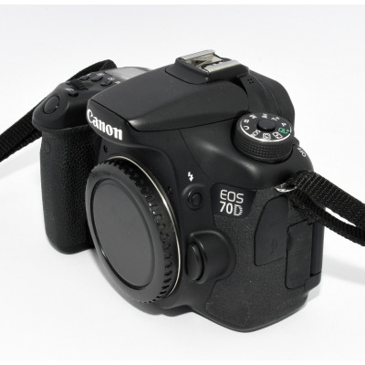 CÁMARA REFLEX DIGITAL CANON 70D