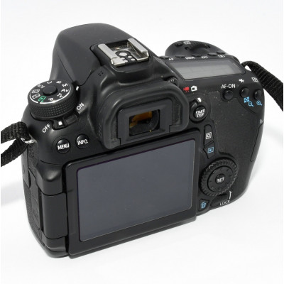 CÁMARA REFLEX DIGITAL CANON 70D