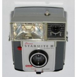 CAMARA VINTAGE KODAK STARMITE II