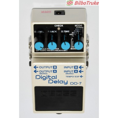 PEDAL BOSS DIGITAL DELAY DD-7