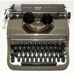 MAQUINA DE ESCRIBIR UNDERWOOD