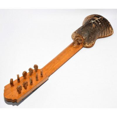 CHARANGO PIEL DE ARMADILLO