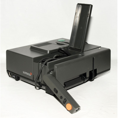 PROYECTOR DE DIAPOSITIVAS REFLECTA DIAMATOR AF