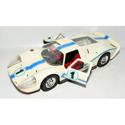 COCHE RADIOCONTROL FORD MARK IV