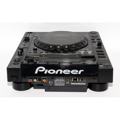 PIONEER CDJ-2000 NEXUS 1
