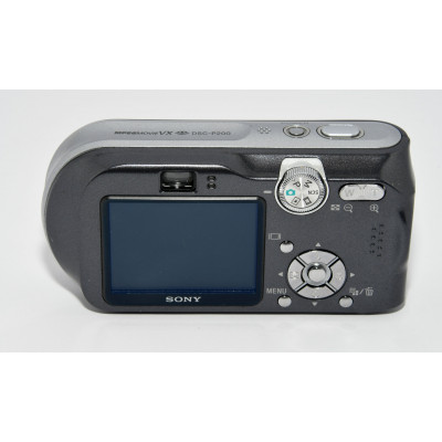 CAMARA DIGITAL COMPACTA SONY CYBERSHOT DSC-P200