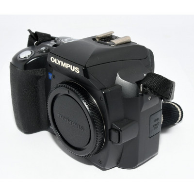 CAMARA REFLEX DIGITAL OLYMPUS E-500 + 14-45MM + 40-150MM