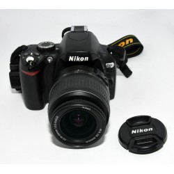 CAMARA REFLEX NIKON D60 + 18-55MM