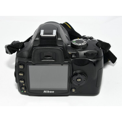 CAMARA REFLEX NIKON D60 + 18-55MM