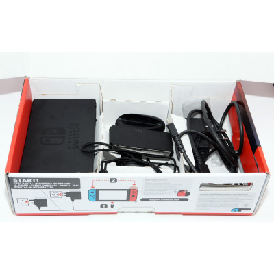 Consola Nintendo Switch AZUL Y ROJA