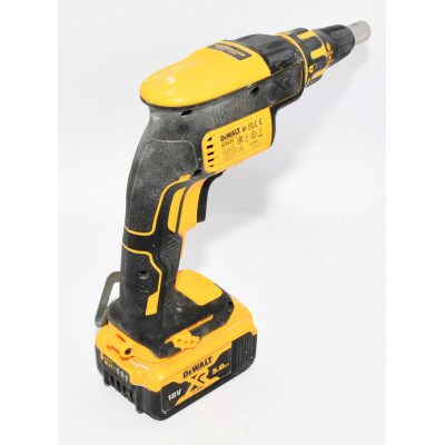 ATORNILLADOR DE PLADUR DEWALT DCF620