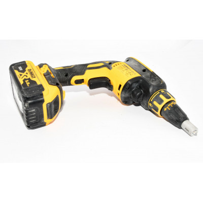 ATORNILLADOR DE PLADUR DEWALT DCF620