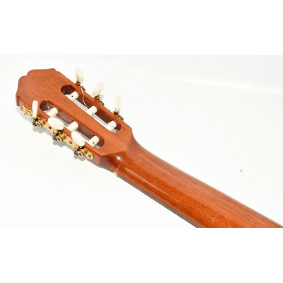 GUITARRA ELECTROACUSTICA RAIMUNDO 126