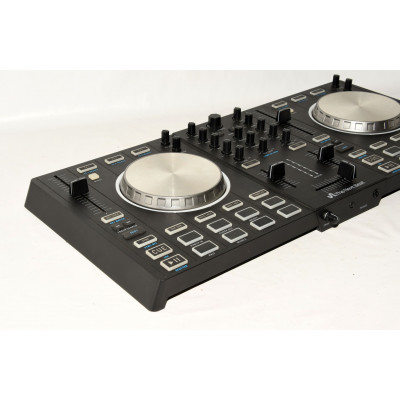 MESA DE MEZCLAS CONTROLADORA THE NEW BEAT BY TIESTO