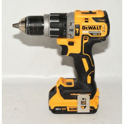 ATORNILLADOR A BATERIA DEWALT DCD796D2