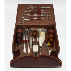 MALETIN EQUIPO DE URGENCIA ANTIGUO