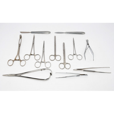 MALETIN EQUIPO DE URGENCIA ANTIGUO