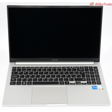 PORTATIL SAMSUNG GALAXY BOOK2 / i5 1235U 1.3GHz / 250GB SSD / 8GB RAM