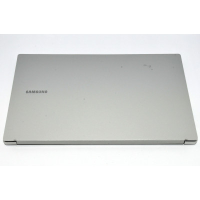 PORTATIL SAMSUNG GALAXY BOOK2 / i5 1235U 1.3GHz / 250GB SSD / 8GB RAM