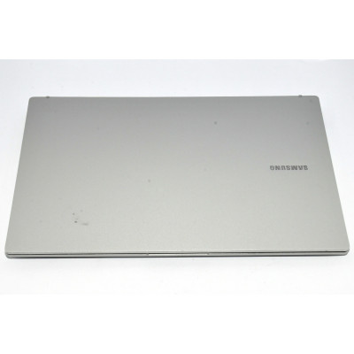 PORTATIL SAMSUNG GALAXY BOOK2 / i5 1235U 1.3GHz / 250GB SSD / 8GB RAM