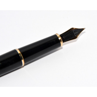 PLUMA MONTBLANC MEISTERSTUCK (13.5CM)