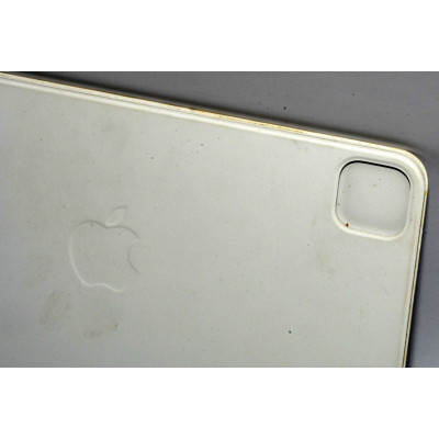 FUNDA APPLE IPAD AIR 5 MAGIC KEYBOARD