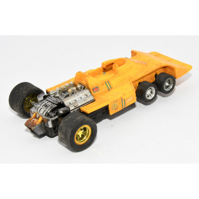COCHE SCALEXTRIC EXIN TYRREL P-34 AMARILLO