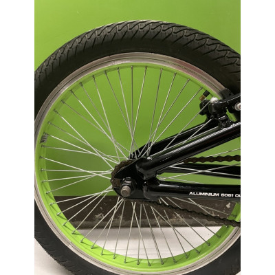 BICICLETA BMX CONOR HOOK